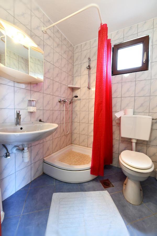 Guesthouse Ante Hodak Selište Drežničko Buitenkant foto