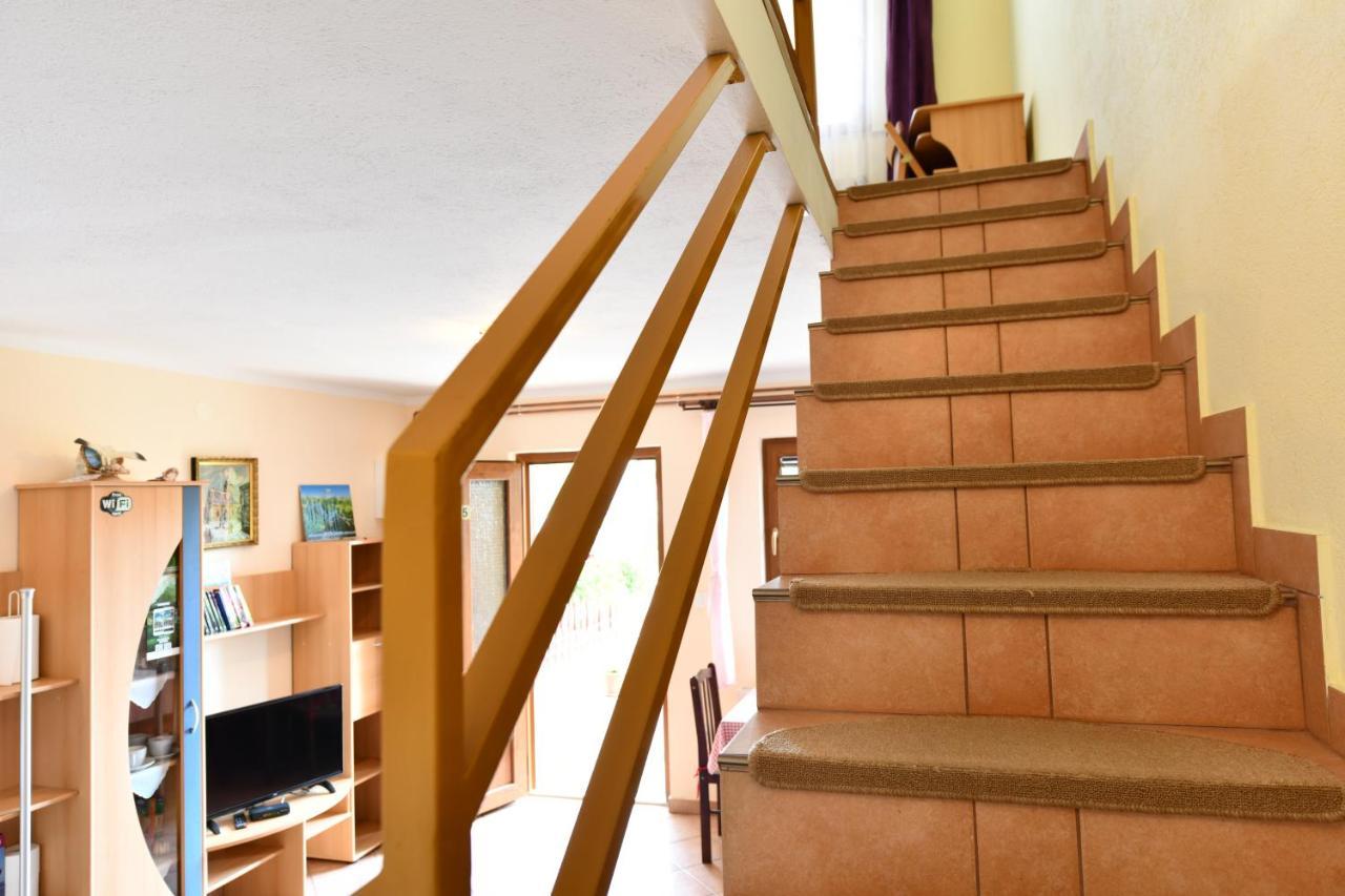 Guesthouse Ante Hodak Selište Drežničko Buitenkant foto