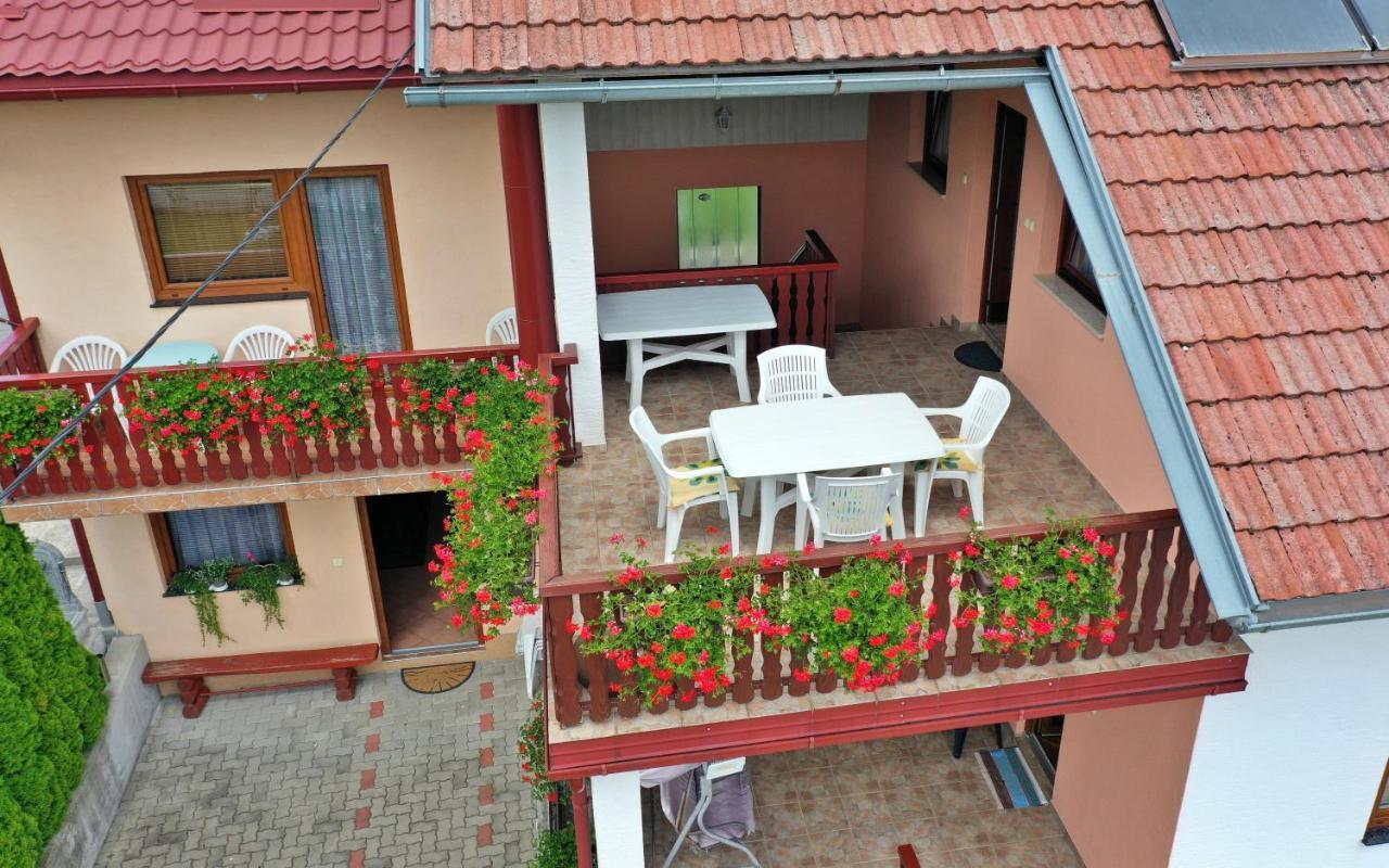 Guesthouse Ante Hodak Selište Drežničko Buitenkant foto