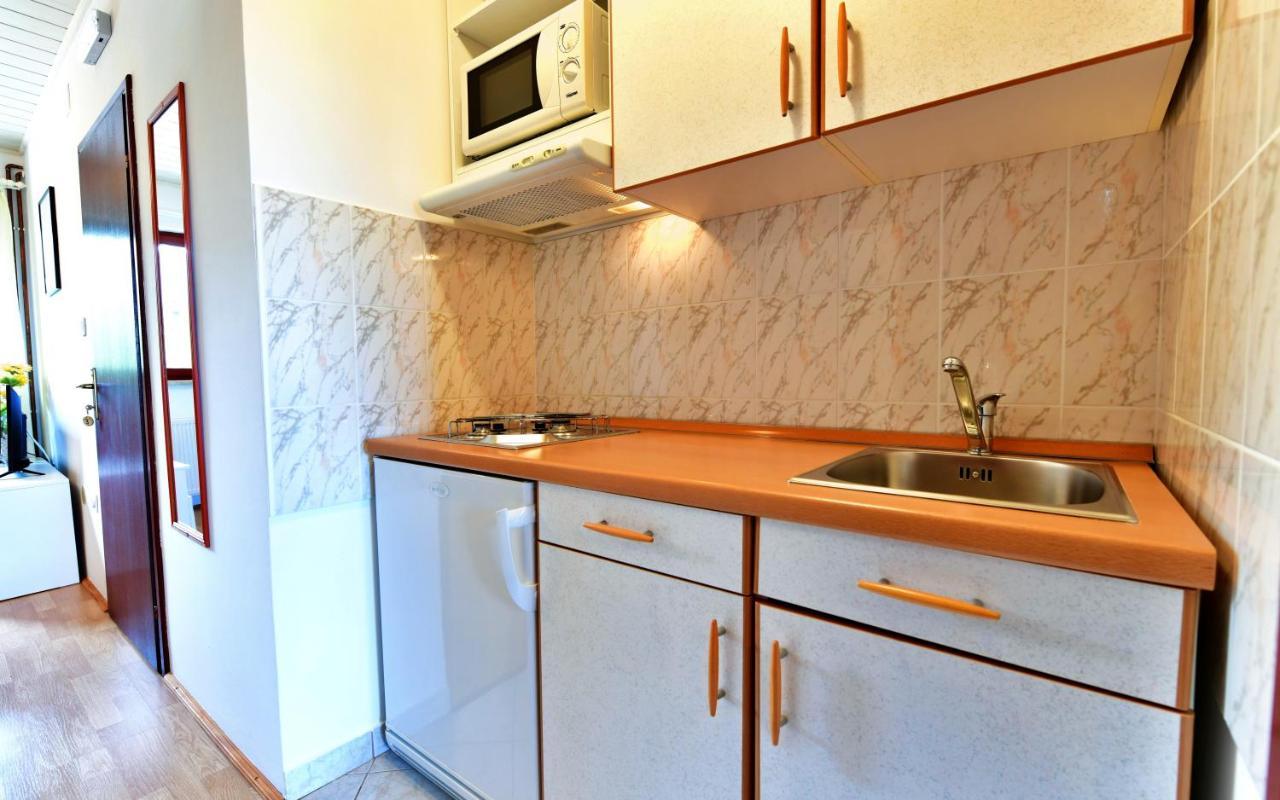 Guesthouse Ante Hodak Selište Drežničko Buitenkant foto