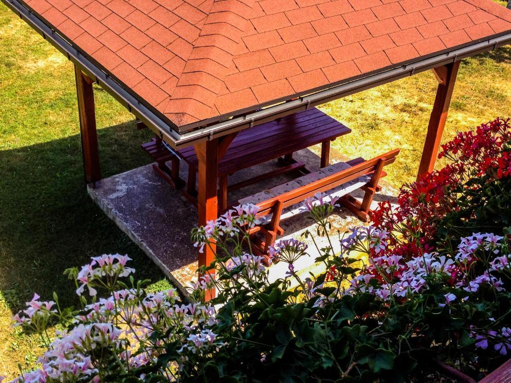 Guesthouse Ante Hodak Selište Drežničko Kamer foto